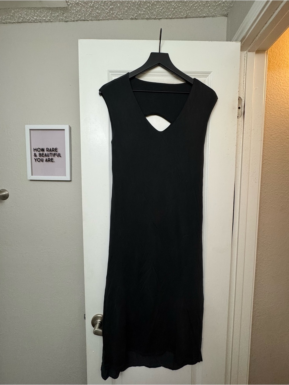 PPLA Black Sleeveless Midi Dress with V-Cut Detail - Picture 2 of 6